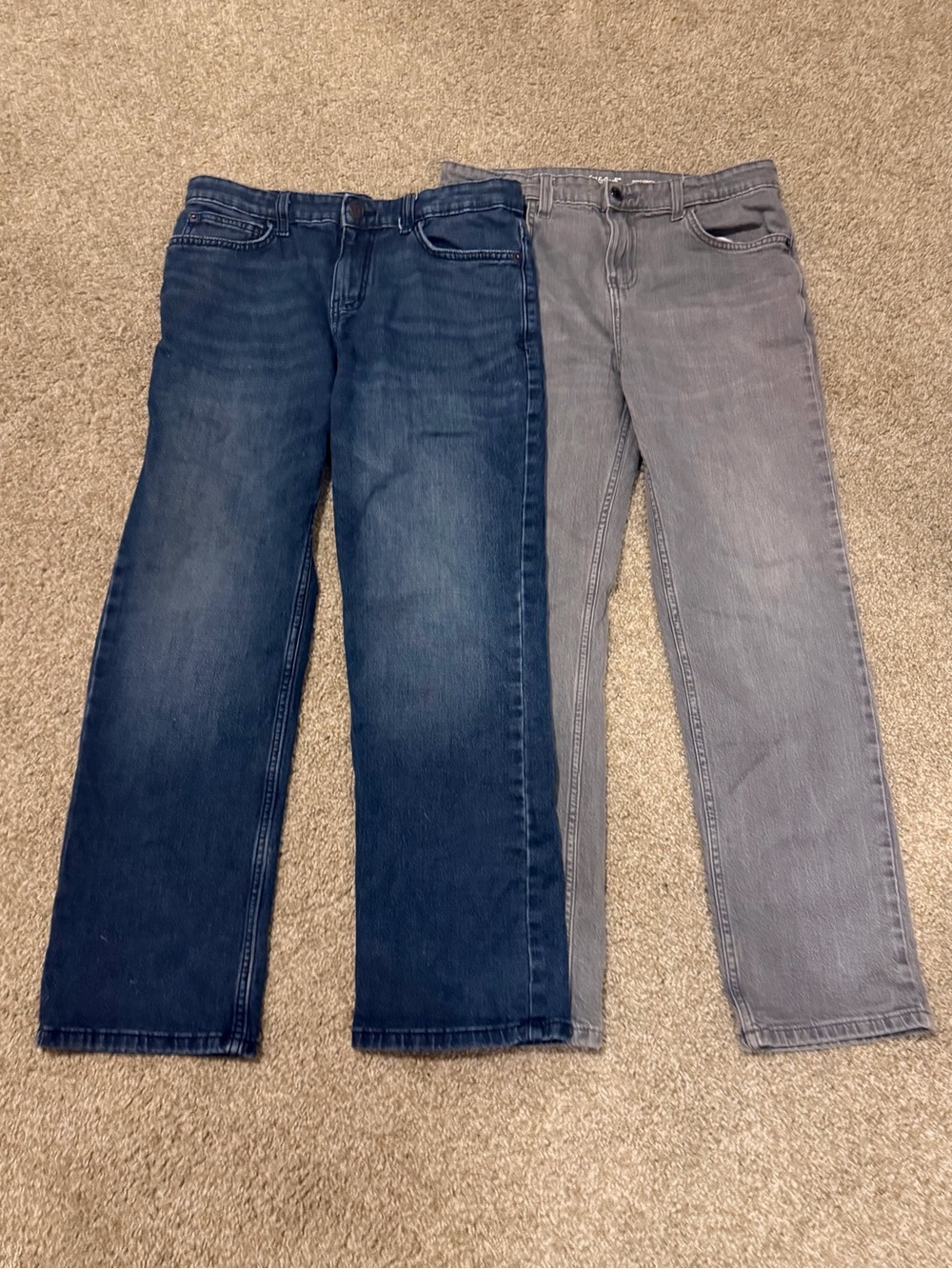 Cat and Jack Boys Straight Jeans in Blue and Gray